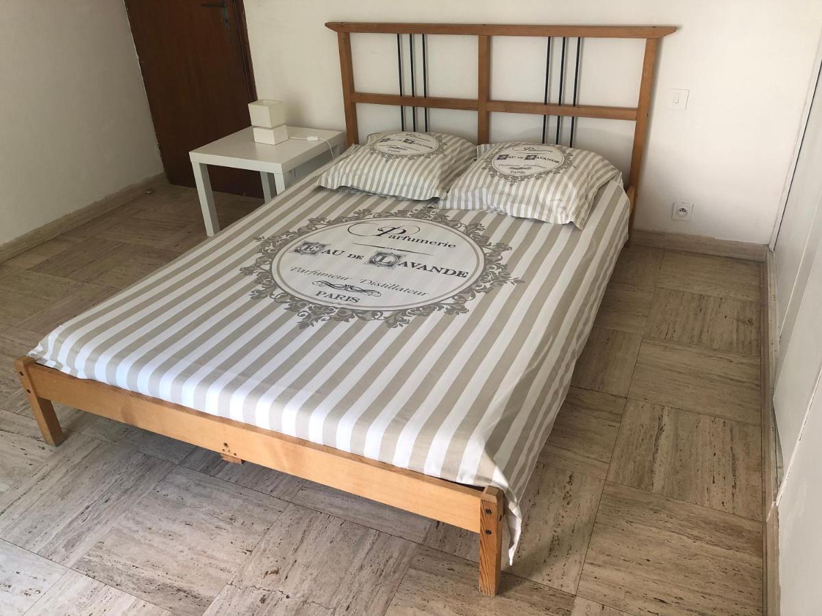 Agreable Chambre Du Rucher Natur'Aile Монтаняк Екстериор снимка